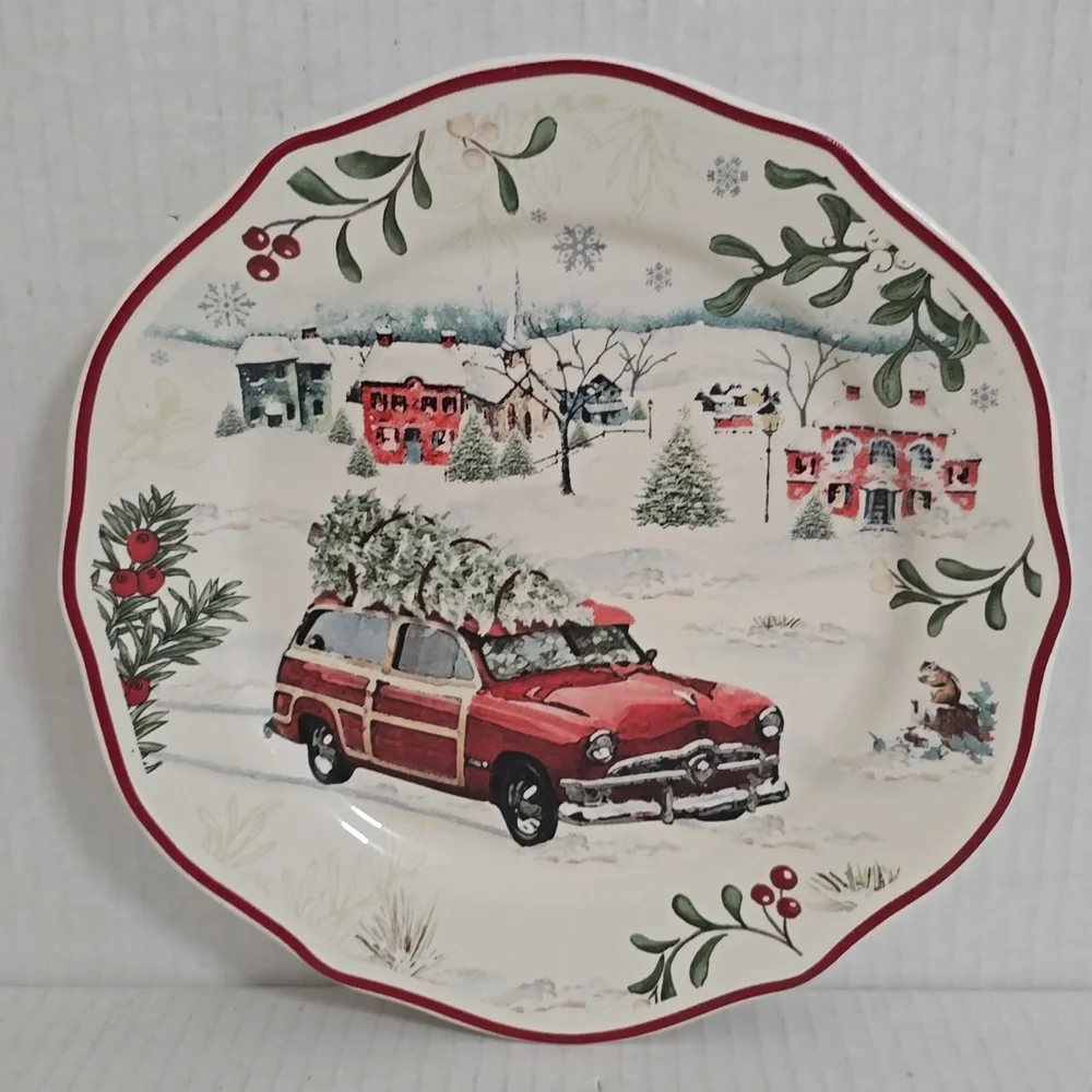 Set of 4 Better Homes and Garden Festive Holiday Plates - Picture 3 of 16